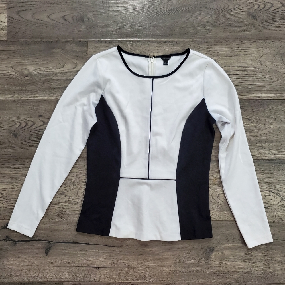 Ann Taylor | Black & White Long Sleeve Top